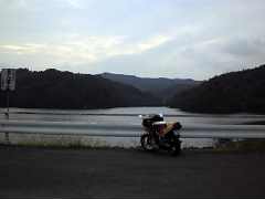 �_���̏�ɂ�