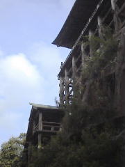 囲