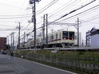 月